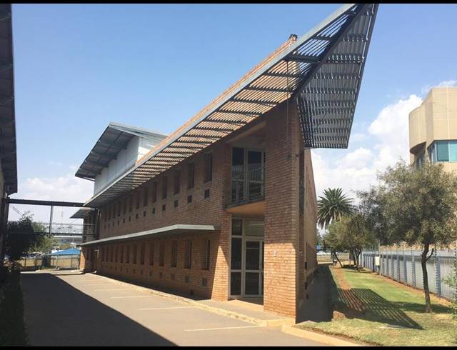 BUSINESS PROPERTY TO RENT IN SAMRAND BUSINESS PARK